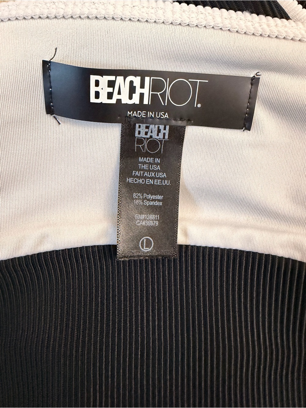 Beach Riot Eva Ribbed Colorblock Swim Top - Picture 3 of 4